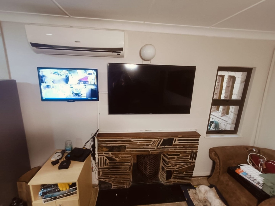 3 Bedroom Property for Sale in Uitsig Free State
